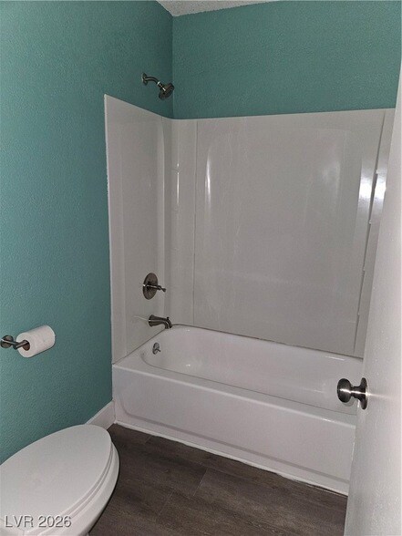 Building Photo - 6764 Groveview Ln