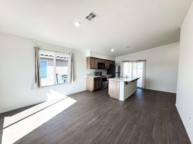 Building Photo - NEWLY BUILT 3-Bed, 2-Bath Home in Yuma!"