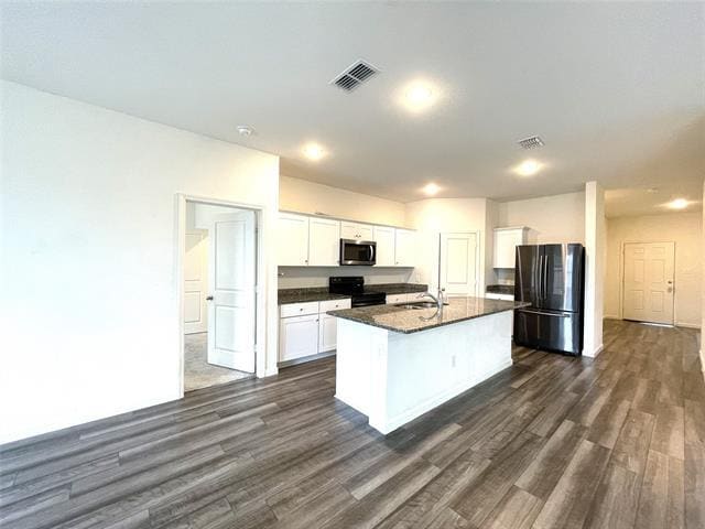 Building Photo - 2905 Aspen Dr