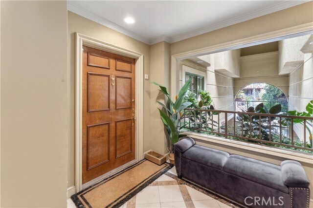 Building Photo - 277 S Spalding Dr