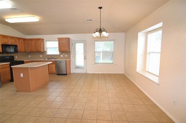 Building Photo - 3148 Henderson Path