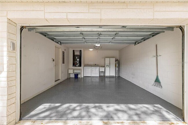 Building Photo - 9662 SW 95th Ct