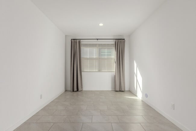 Building Photo - 19414 W College Dr