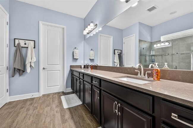 Building Photo - 10522 Cardera Dr