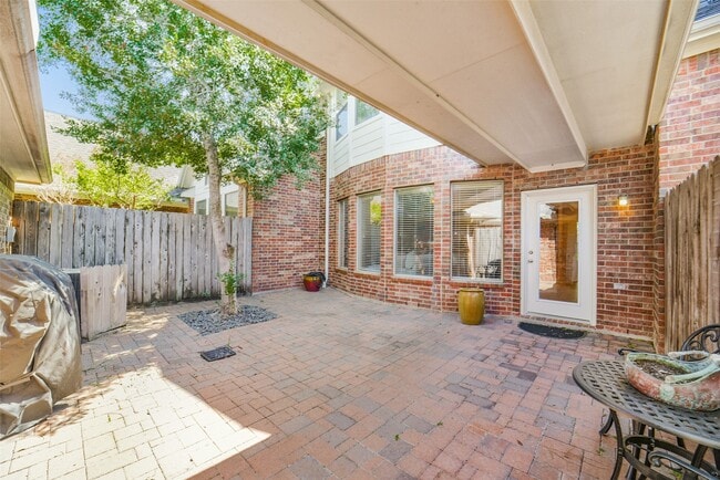 Building Photo - 17707 Skyline Arbor Terrace