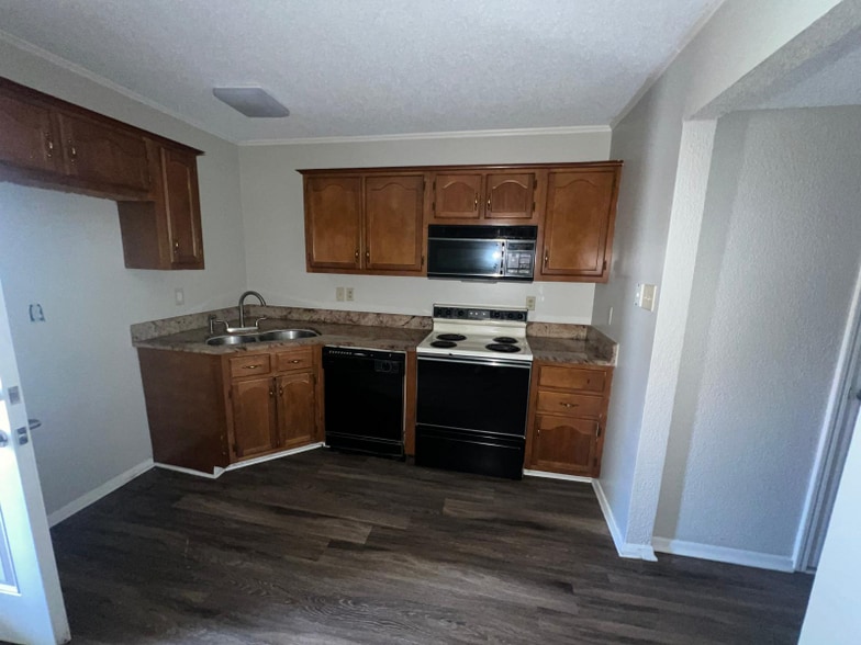Building Photo - 3725 Wyndance Cove