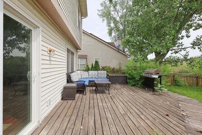 Building Photo - 3139 Bowfield Way