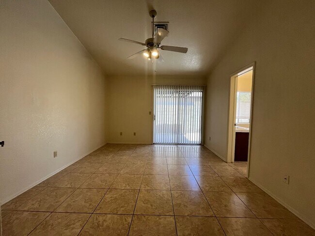 Building Photo - Charming 2 Bedroom, 2 Bathroom Home for Rent!