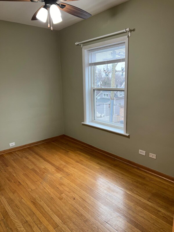Building Photo - 3921 N Laramie Ave