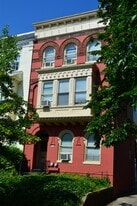 Building Photo - 433 2nd St SE