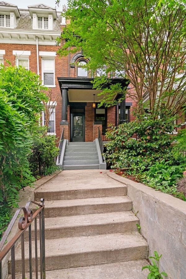 Building Photo - 1108 Lamont St NW