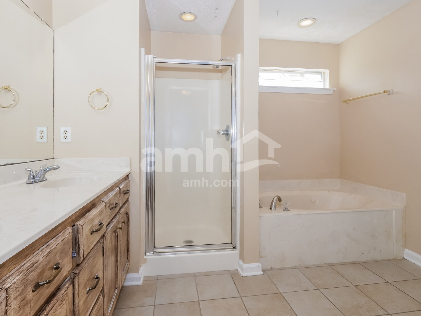 Building Photo - 11642 Mahogany Dr