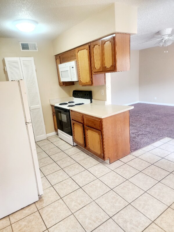 Building Photo - 4175 Krupp Dr