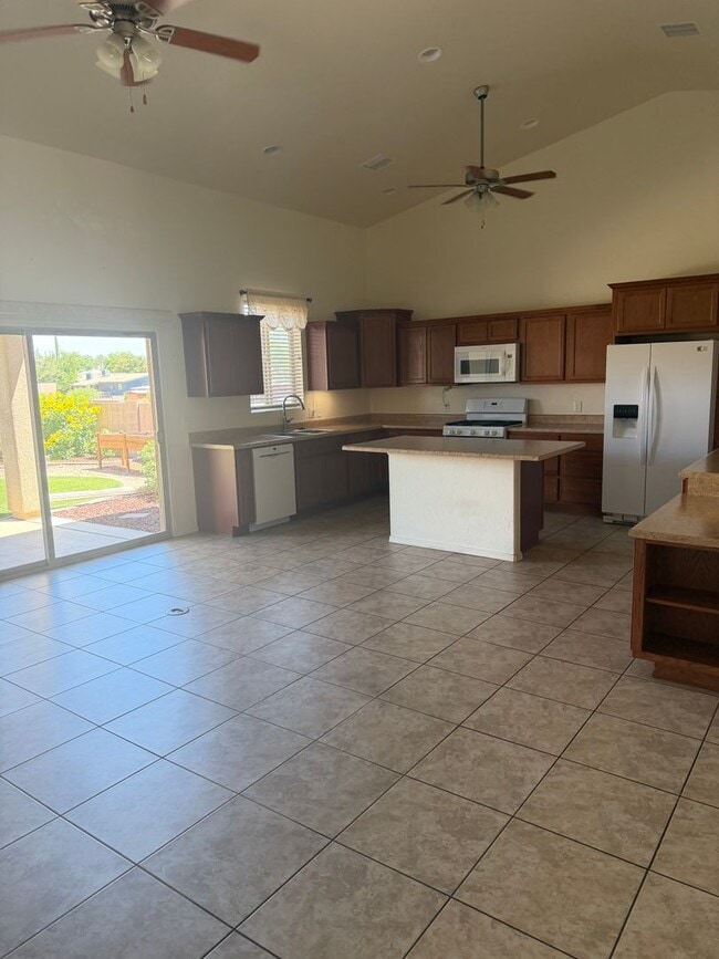 Building Photo - Large Family Home with SOLAR and Landscaping Maintenance Included!!