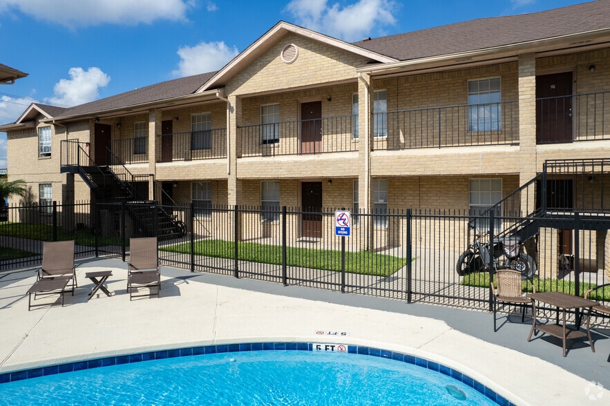 Dove Cove 1600 W Dove Ave McAllen TX 78504 Apartment Finder