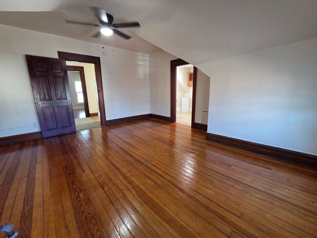 Building Photo - King George