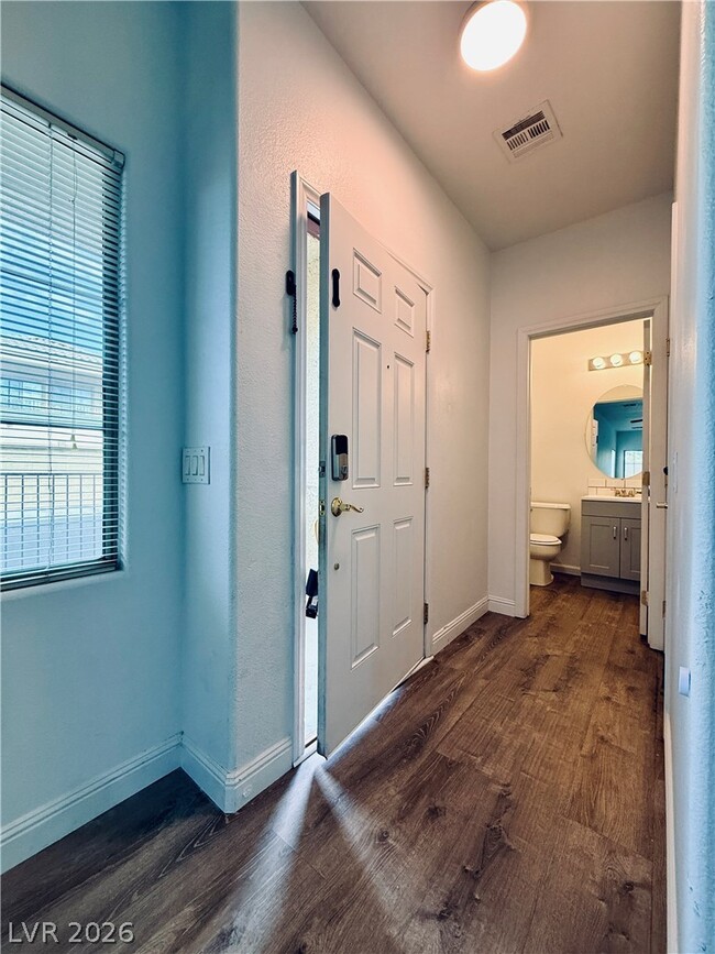 Building Photo - 9621 Sharp Horn Ct