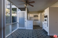 Building Photo - 11131 Rose Ave