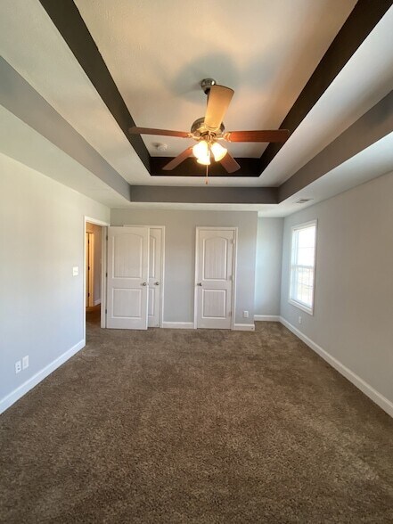 Building Photo - 548 Magnolia Dr