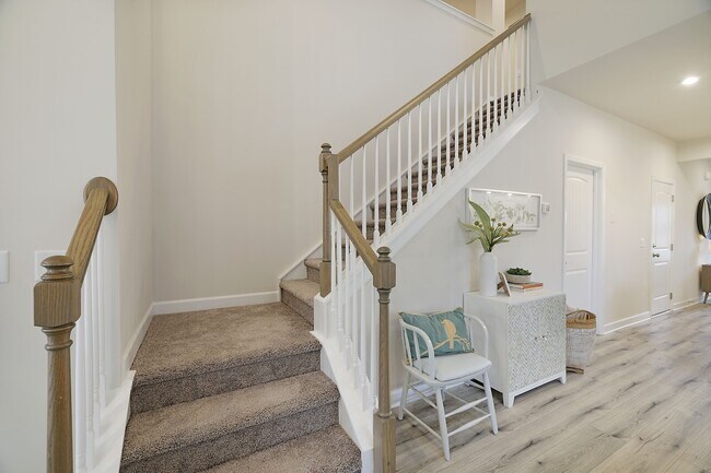 Building Photo - 546 Becks Pl