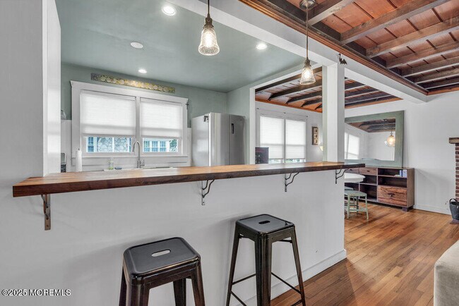 Building Photo - 228 Fischer Blvd