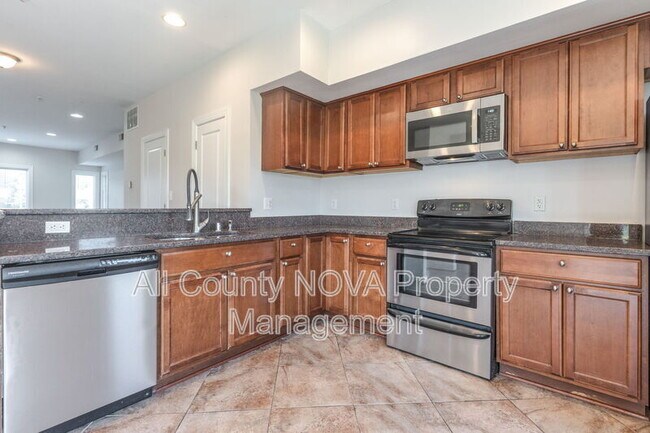 Building Photo - 1384 Talbert Ct SE