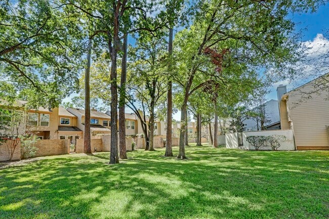 Building Photo - 12625 Memorial Dr