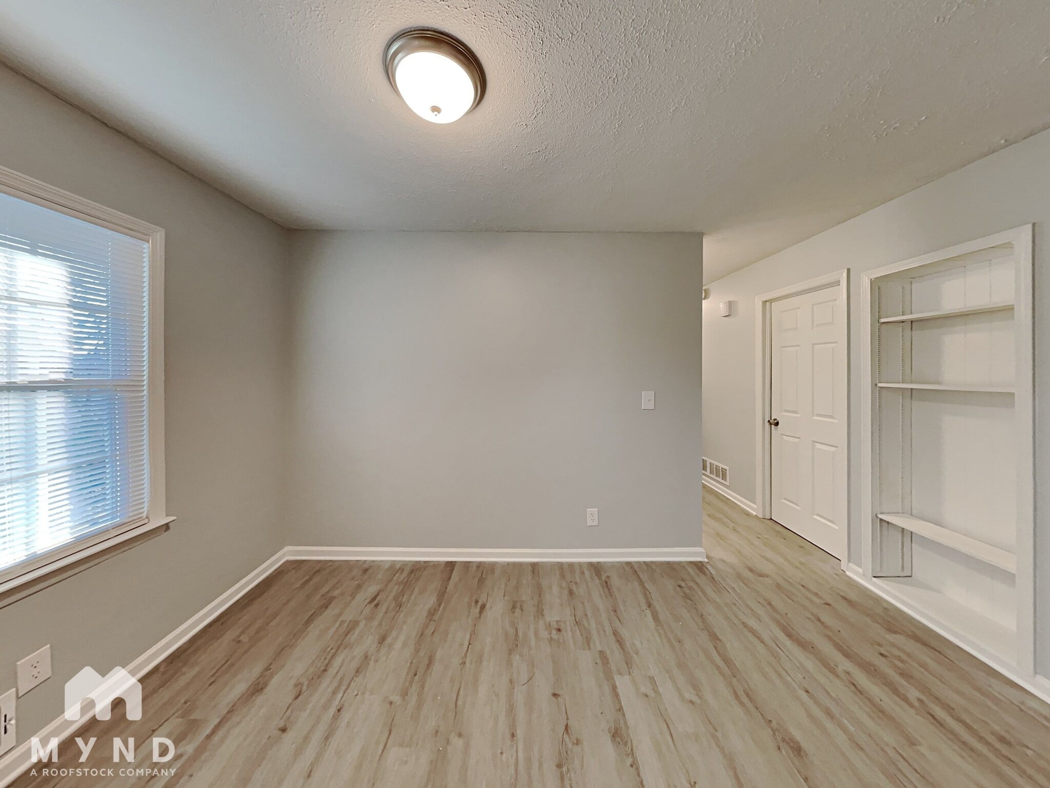 Building Photo - 6381 Impala Cir