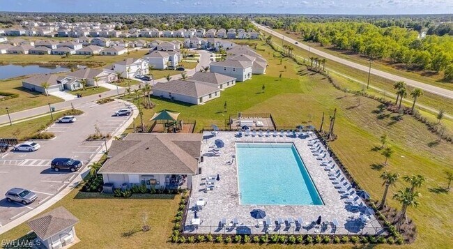 Building Photo - 11096 Canopy Loop