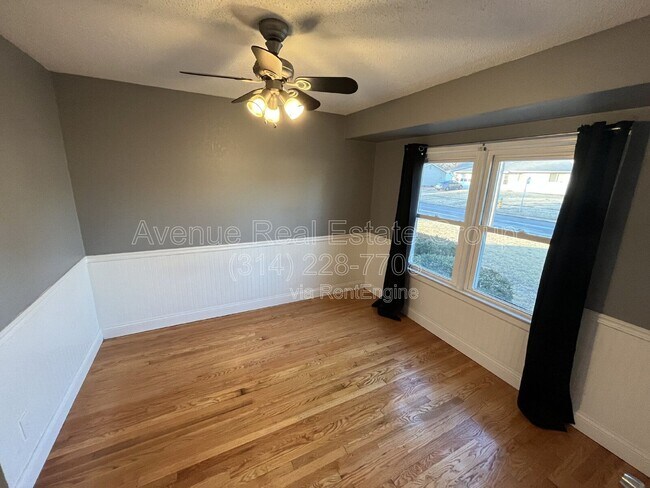 Building Photo - 1160 Mullanphy Ln