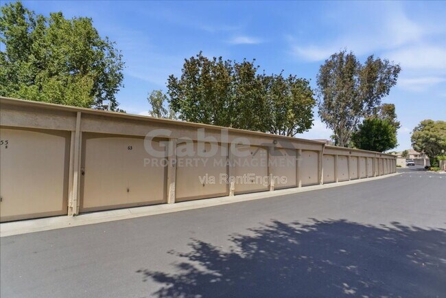Building Photo - 23845 Del Monte Dr.