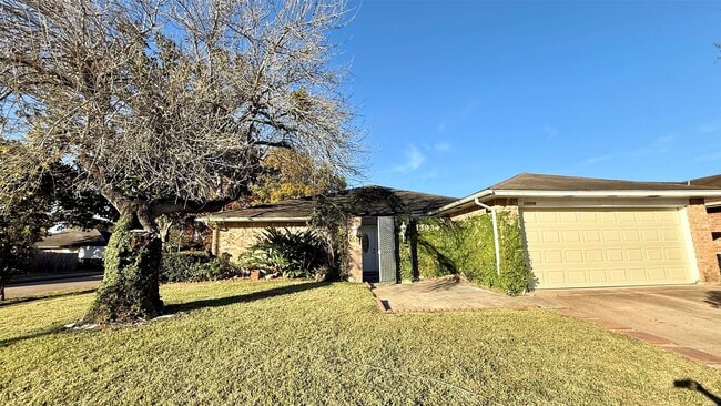 Building Photo - 13034 Birch Grove Dr