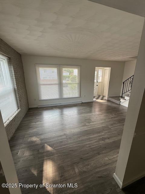 Building Photo - 178 Haverford Dr