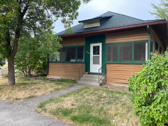Building Photo - 313 N 33rd St