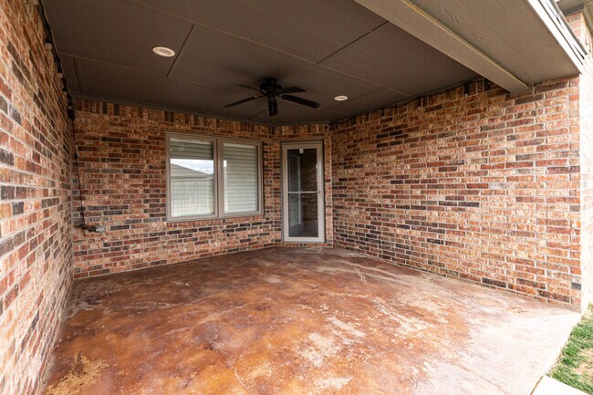 Building Photo - 208 Berkshire Ave
