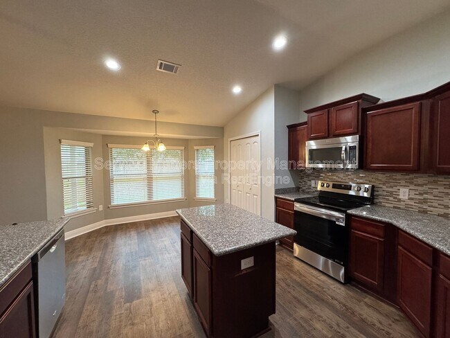 Building Photo - 5529 Cane Syrup Cir