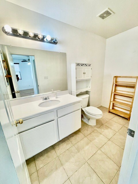 Building Photo - 179 Alabaster Loop