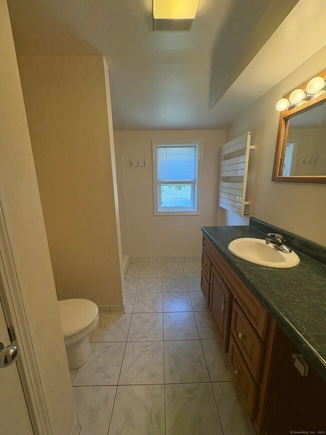 Building Photo - 17 McKinnel Ct