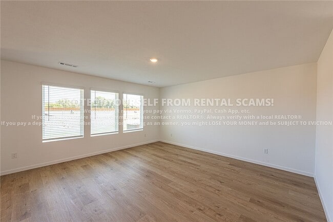 Building Photo - 605 Marsol St