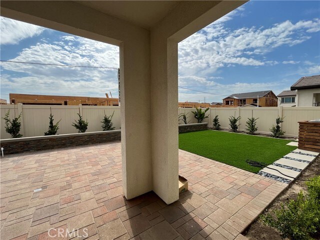 Building Photo - 16559 Pathfinder Ave