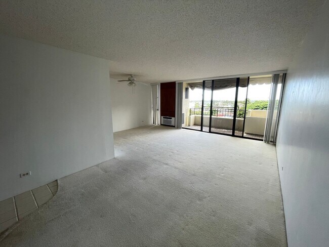 Building Photo - 1Bedroom, 1 Bathroom Unit in Naniwa Gardens, Hawaii Kai, AVAILABLE Soon!
