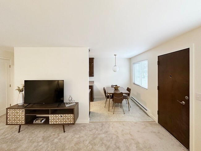 Building Photo - 1Bd/1Ba Seattle Apartment