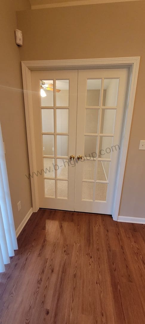 Building Photo - Sun Pointe Village Condo
