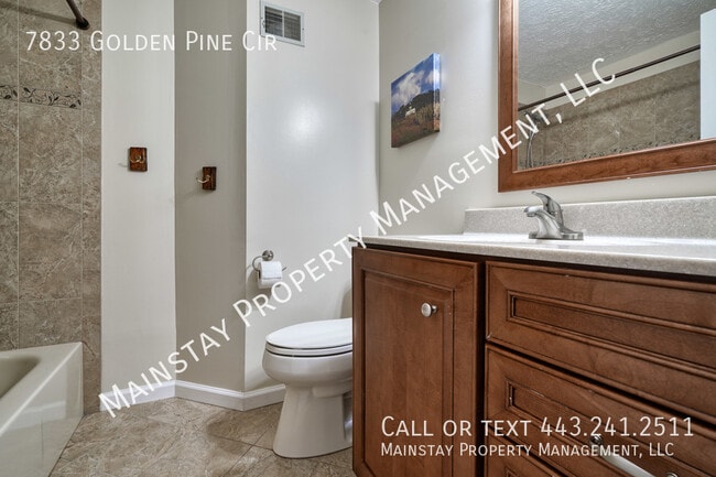 Building Photo - 7833 Golden Pine Cir