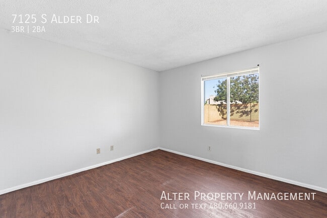 Building Photo - 7125 S Alder Dr