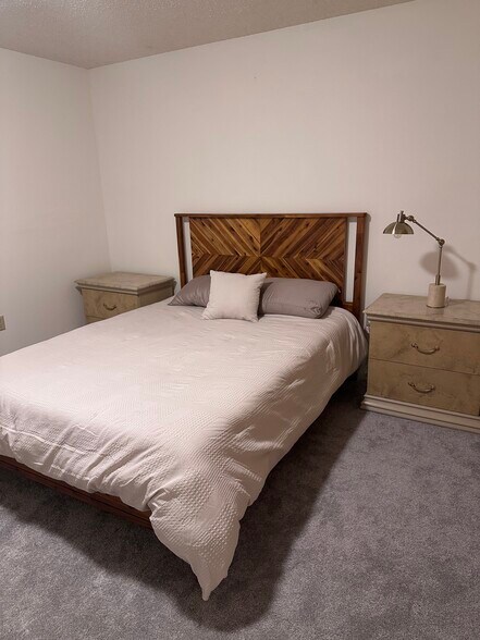 Building Photo - 2621 Village Blvd