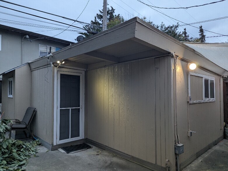 Primary Photo - 1512 Fruitdale Ave