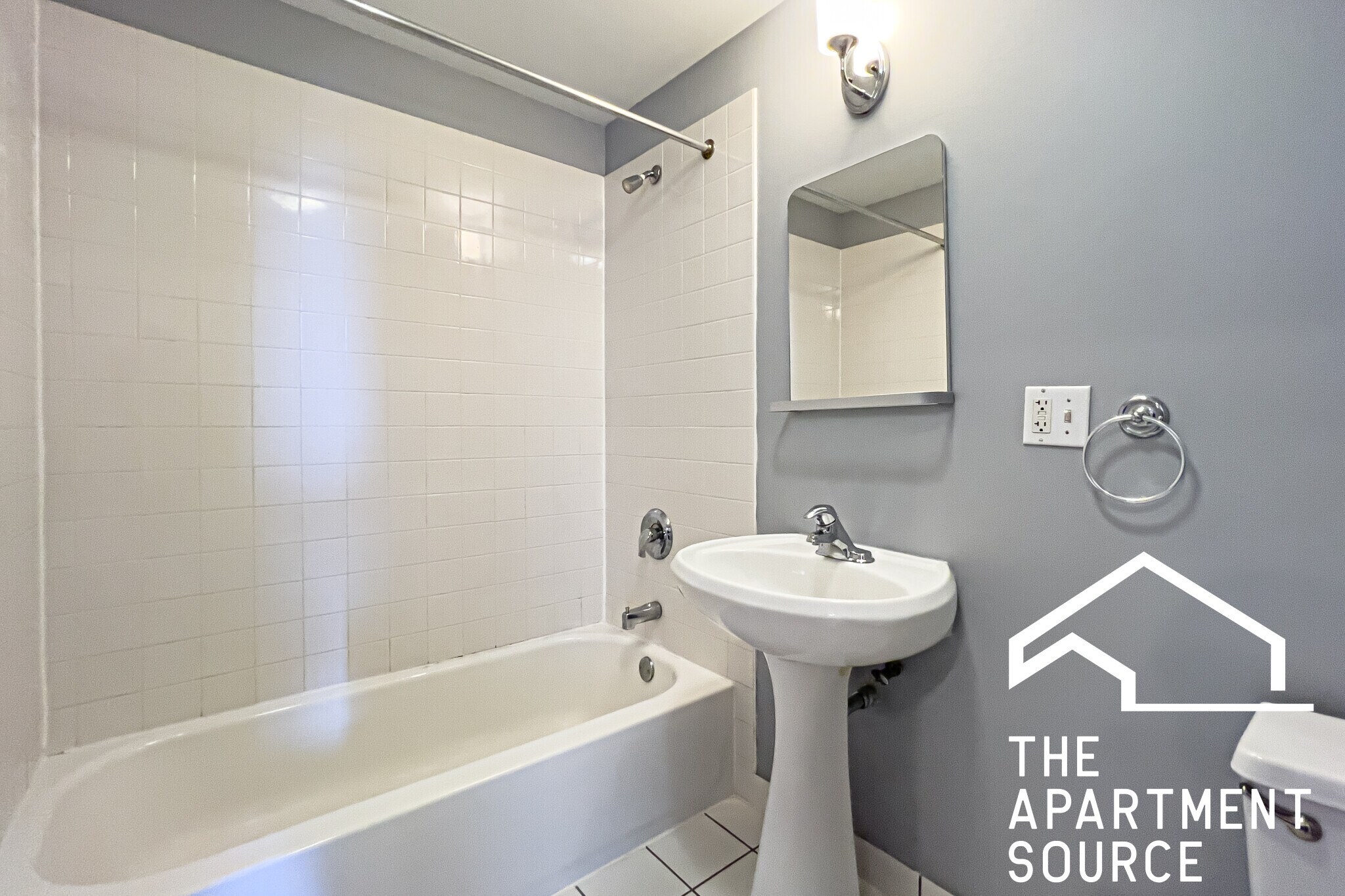 Building Photo - 1820 S Bishop St