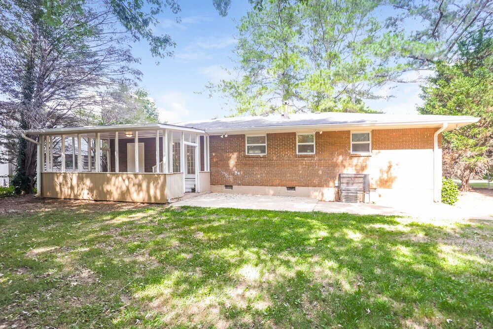 Building Photo - 303 Mercer Dr