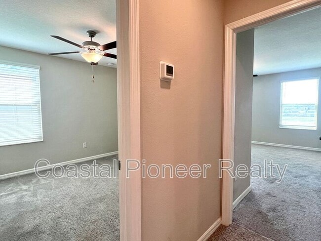Building Photo - 7018 Samuel Ivy Dr